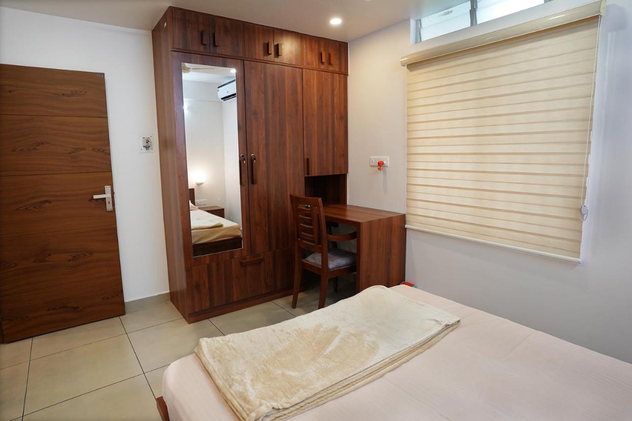 Kadampanattu'S Homestay Kochi Extérieur photo