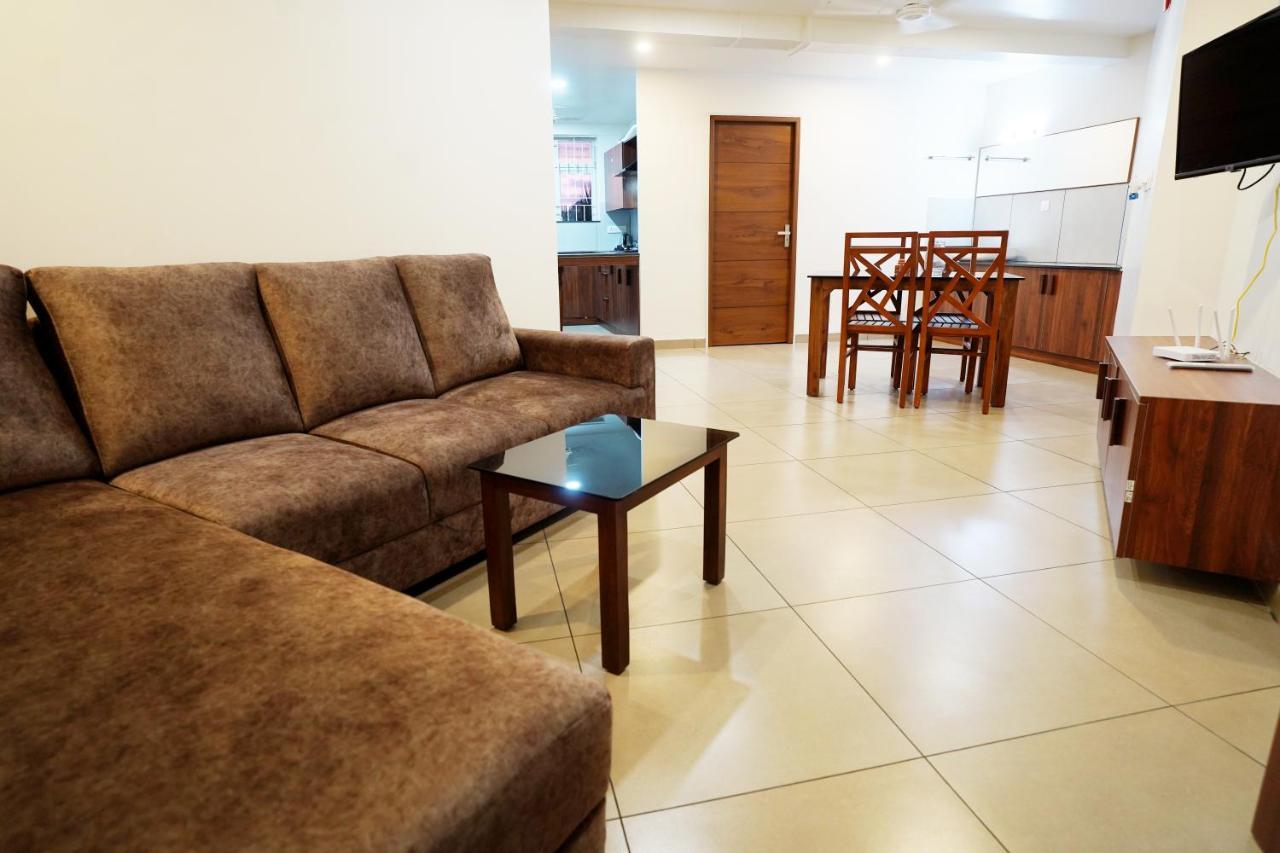 Kadampanattu'S Homestay Kochi Extérieur photo