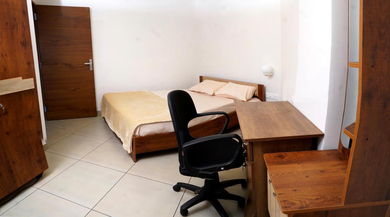 Kadampanattu'S Homestay Kochi Extérieur photo
