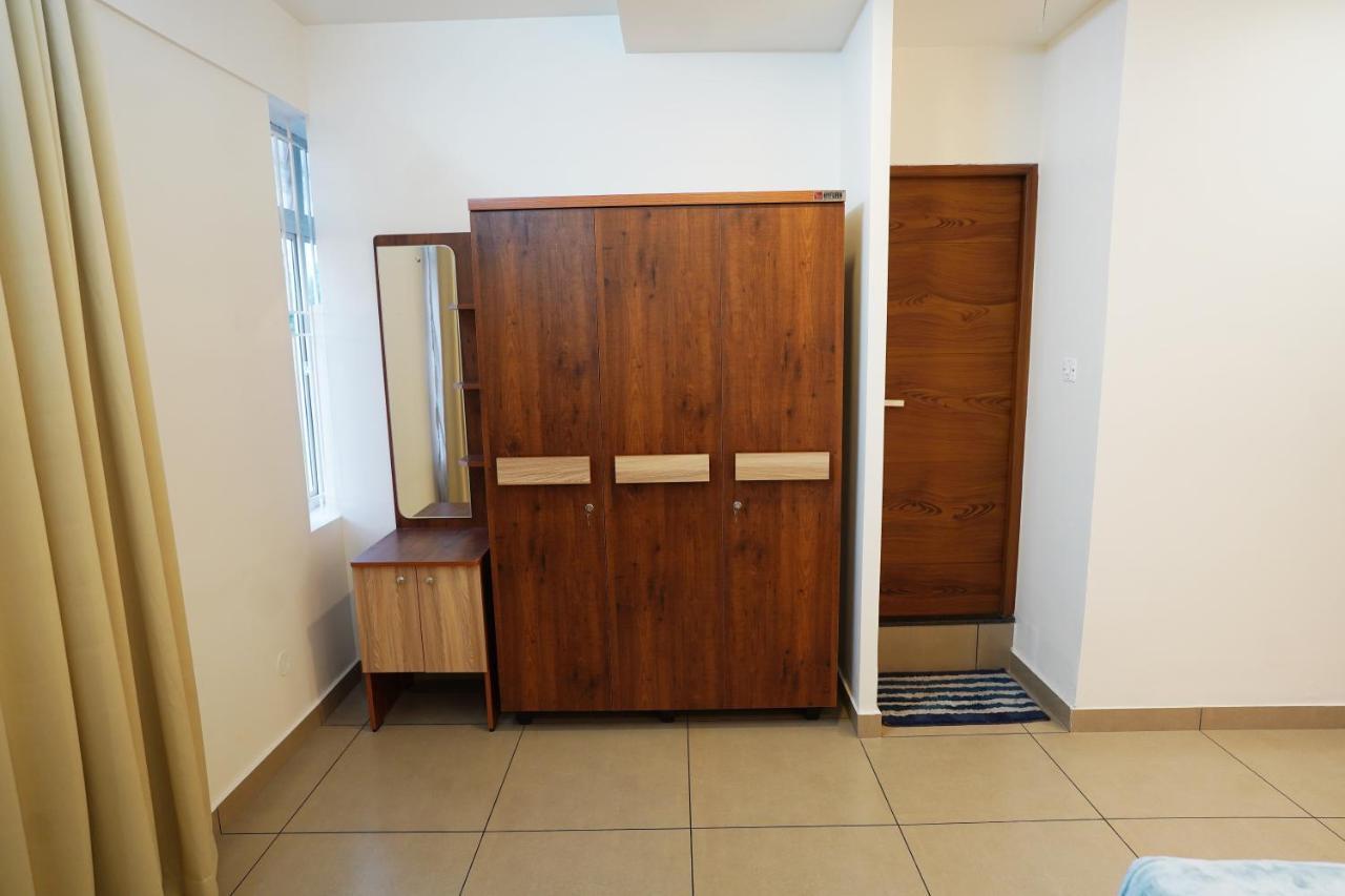 Kadampanattu'S Homestay Kochi Extérieur photo