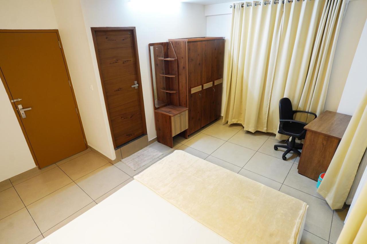 Kadampanattu'S Homestay Kochi Extérieur photo